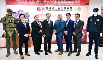 警大黃明昭校長與美國在臺協會國土安全調查署貴賓共同出席臺美交流典禮